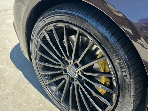 Used 2017 Mercedes-Benz S 550 Sedan image 8