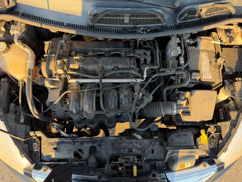 Used 2013 Ford Fiesta SE w/ Super Fuel Economy Pkg image 19