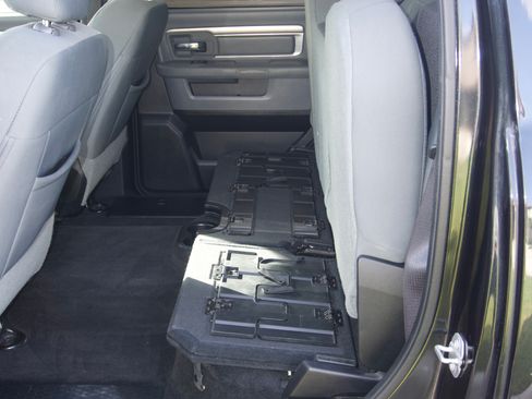 Used 2016 RAM 1500 Lone Star RWD image 19