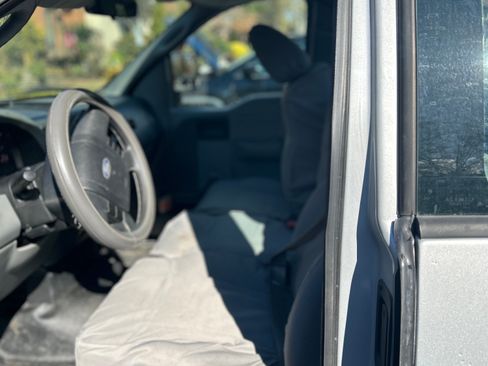 Used 2007 Ford F150 XLT image 11