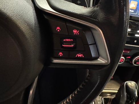 Used 2018 Subaru Crosstrek 2.0i Limited image 17