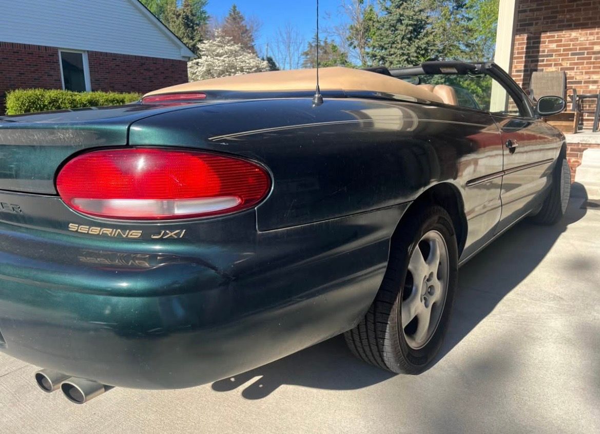 Used 1999 Chrysler Sebring JXI FWD image 4