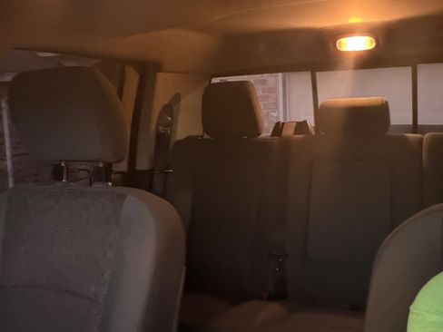 Used 2015 RAM 2500 Lone Star image 9