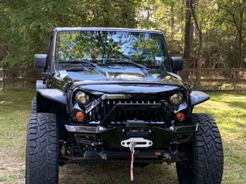 Used 2013 Jeep Wrangler Unlimited Sport image 4