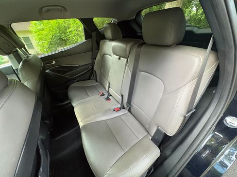 Used 2018 Hyundai Santa Fe Sport 2.0T FWD image 12