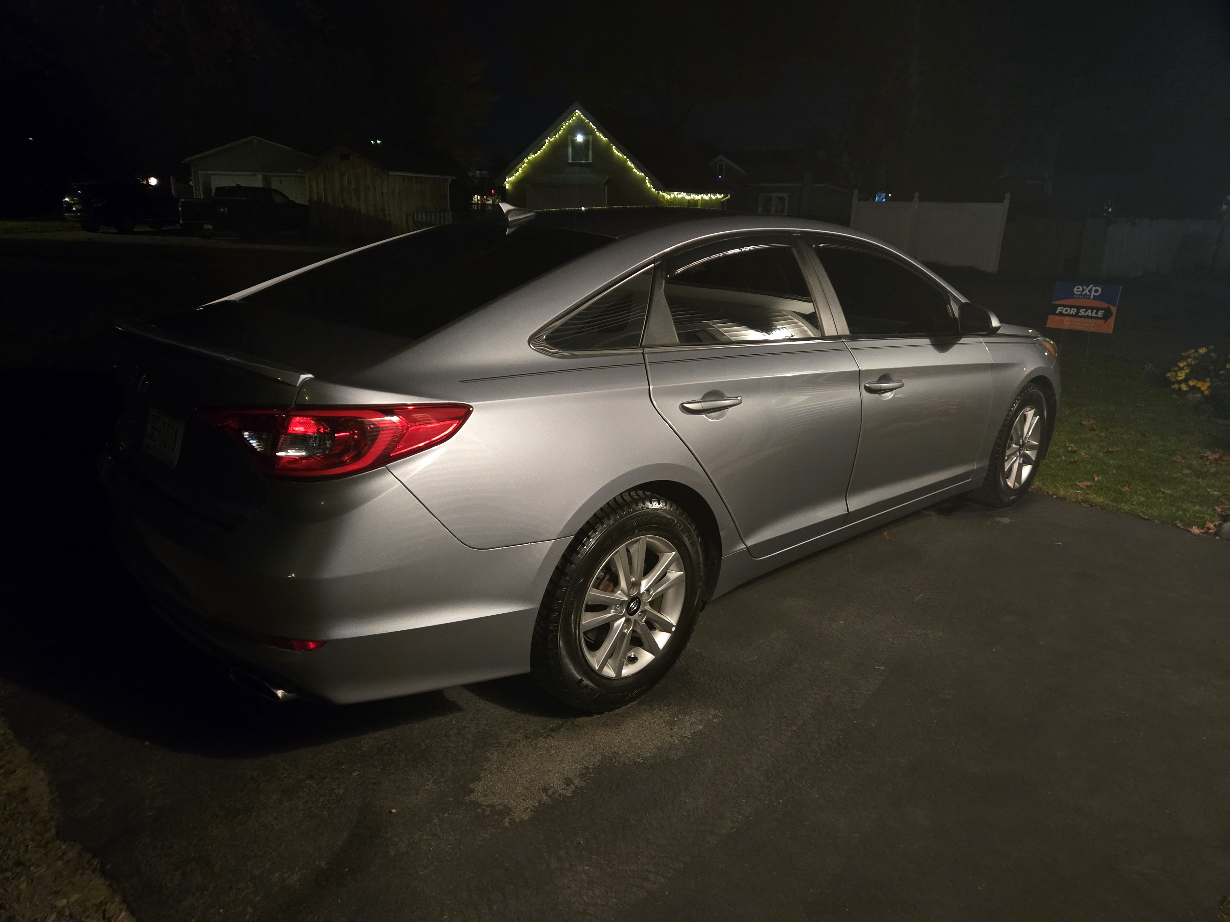 Used 2017 Hyundai Sonata SE FWD image 16