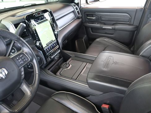 Used 2021 RAM 2500 Limited AWD/4WD image 15