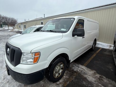 Used 2015 Nissan NV 1500 SV w/ Technology Package image 1