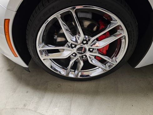 Used 2014 Chevrolet Corvette Stingray Convertible w/ 3LT Preferred Equipment Group image 20