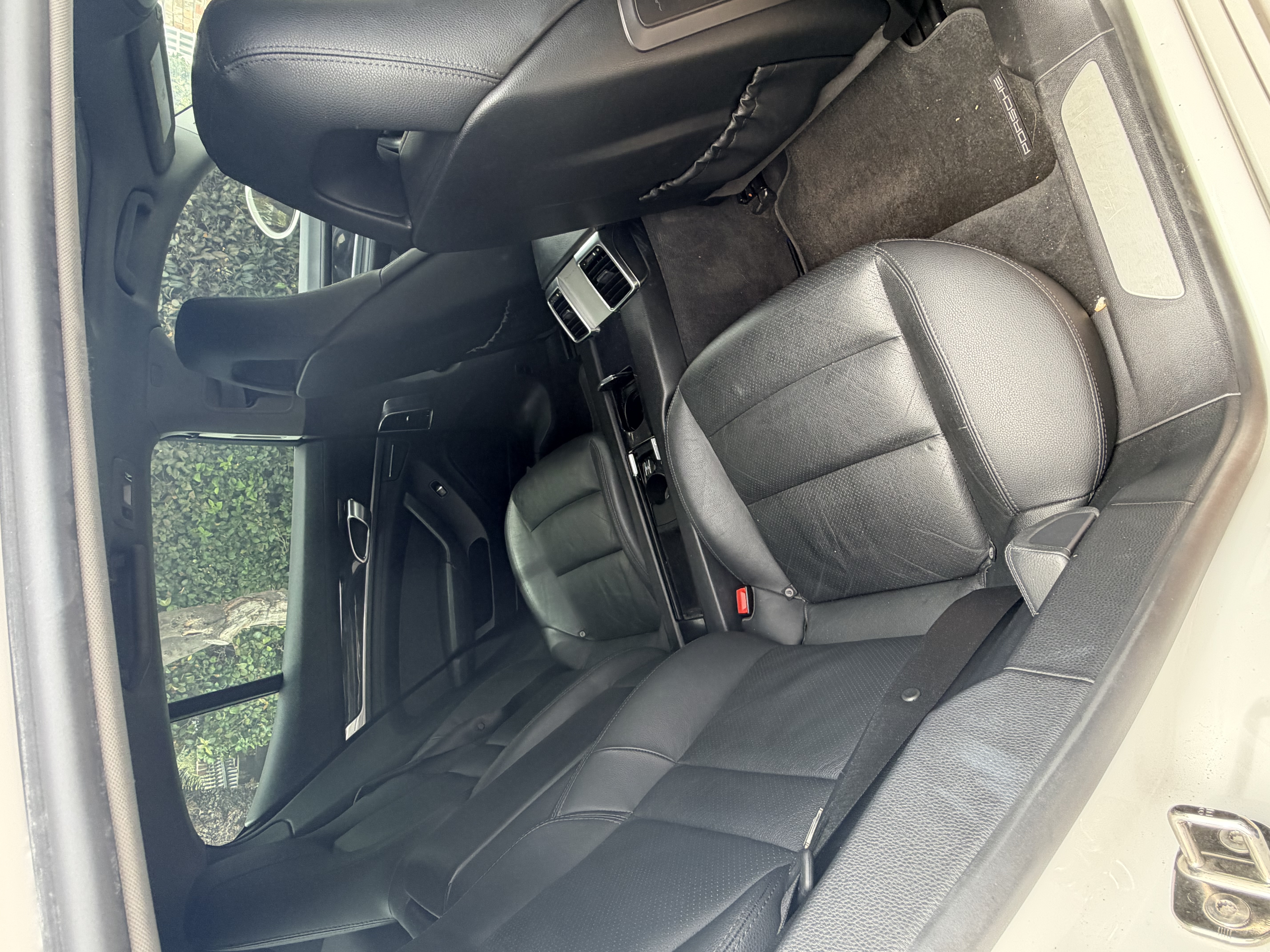 Used 2012 Porsche Panamera RWD image 11