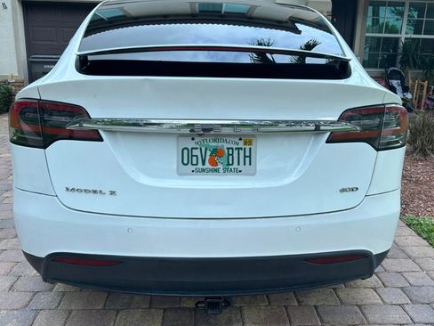Used 2016 Tesla Model X 90D AWD/4WD image 8