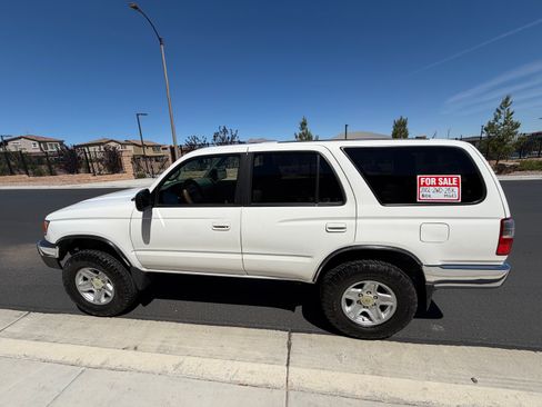 Used 2002 Toyota 4Runner SR5 image 6