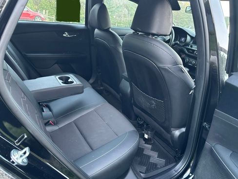 Used 2021 Kia Forte GT-Line w/ GT-Line Premium Package FWD image 9