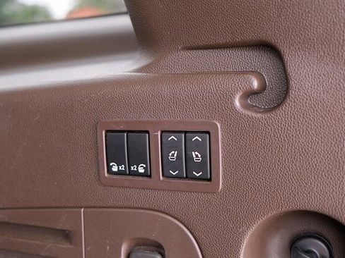 Used 2018 GMC Yukon XL Denali w/ Denali Ultimate Package image 13