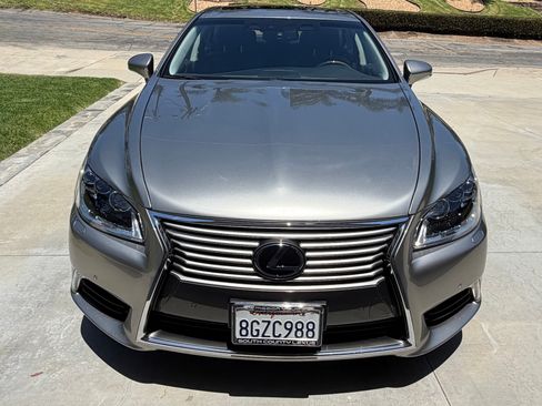 Used 2016 Lexus LS 460 L RWD image 13