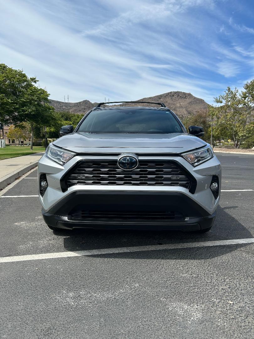 Used 2021 Toyota RAV4 XSE AWD/4WD image 8