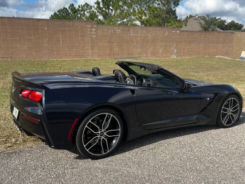 Used 2015 Chevrolet Corvette Stingray Convertible w/ 3LT Preferred Equipment Group image 4