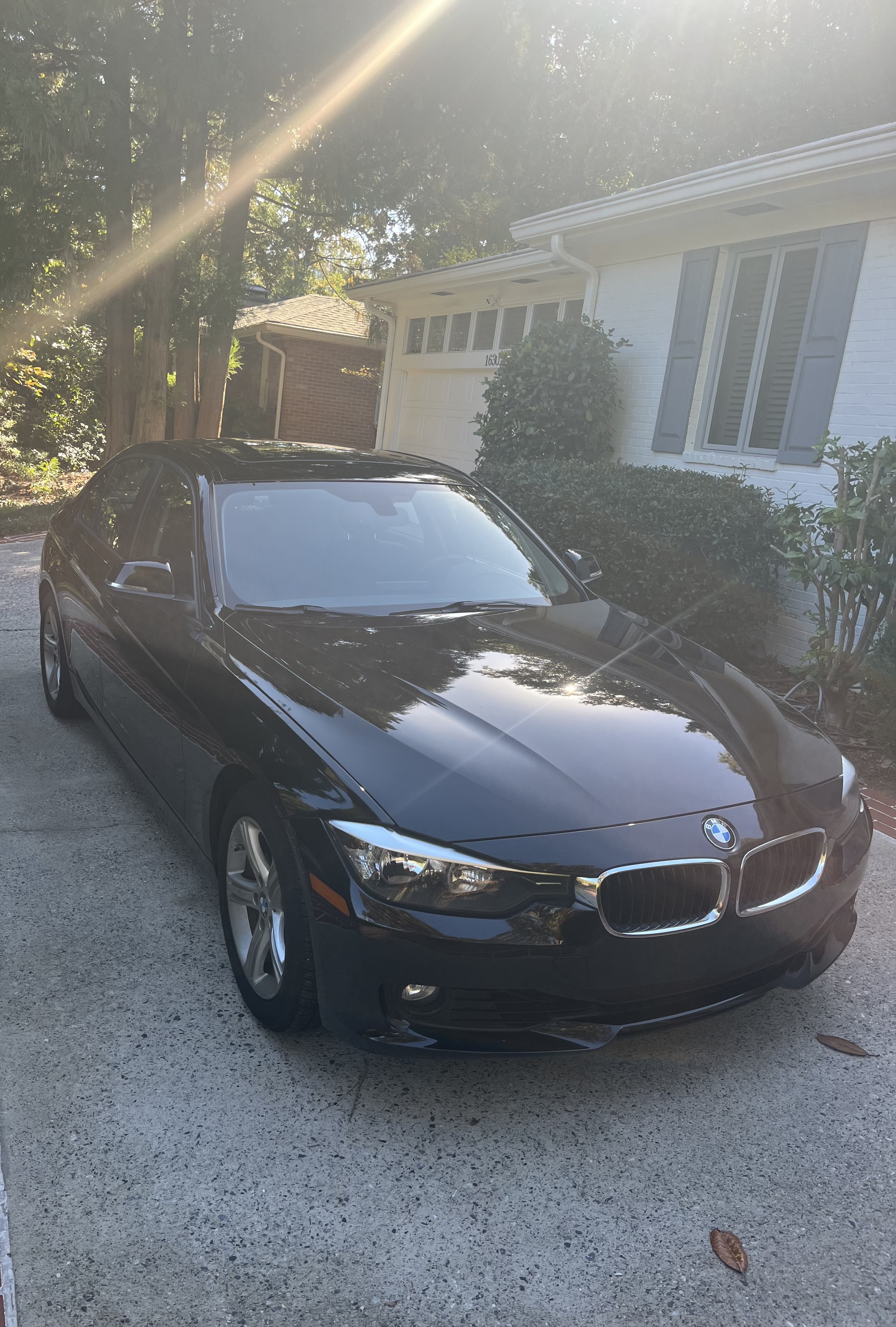Used 2015 BMW 328i Sedan RWD image 1