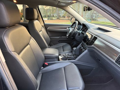 Used 2018 Volkswagen Atlas SEL image 18