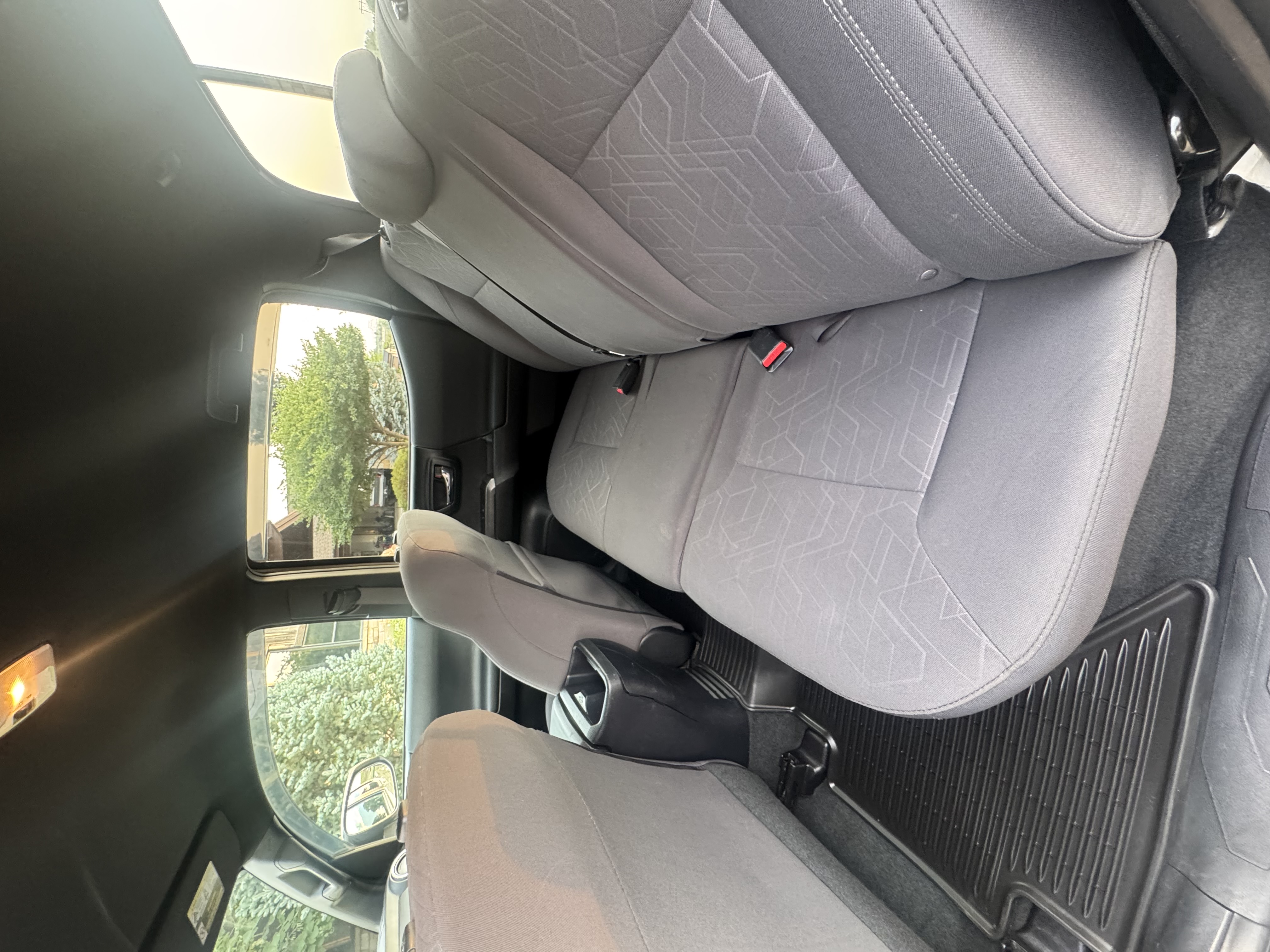 Used 2017 Toyota Tacoma TRD Sport w/ Tow Package (A/T) AWD/4WD image 8