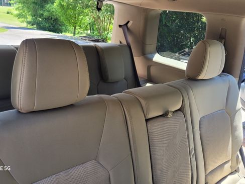 Used 2014 Honda Pilot LX image 12