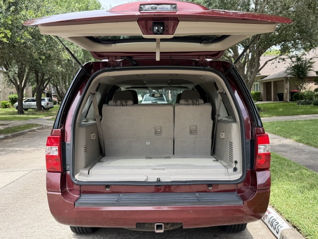 Used 2012 Ford Expedition EL XLT AWD/4WD image 5