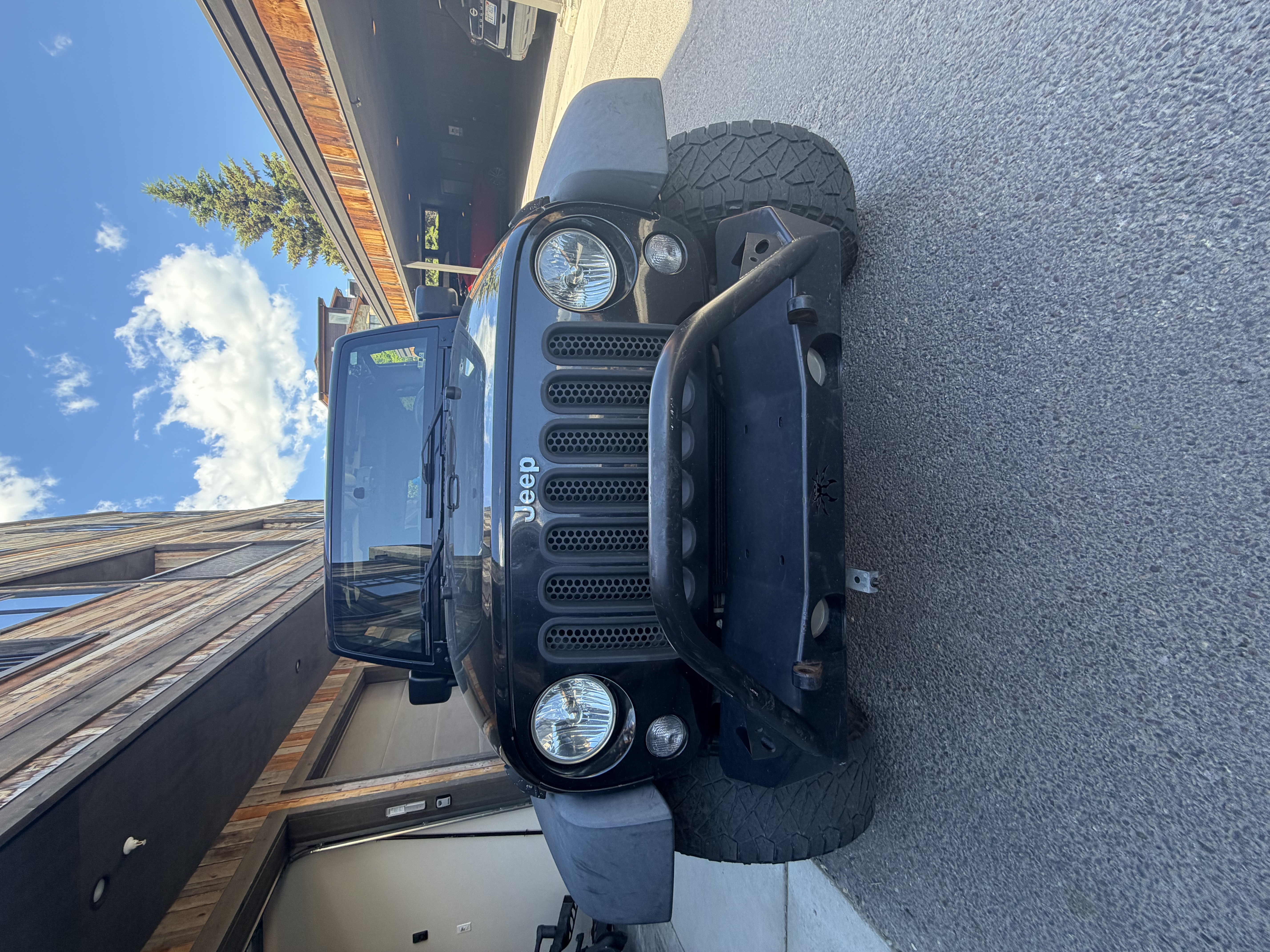 Used 2014 Jeep Wrangler Unlimited Rubicon w/ Max Tow Package AWD/4WD image 2