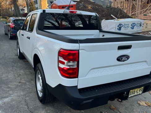 Used 2025 Ford Maverick XL w/ Equipment Group 102A AWD/4WD image 6