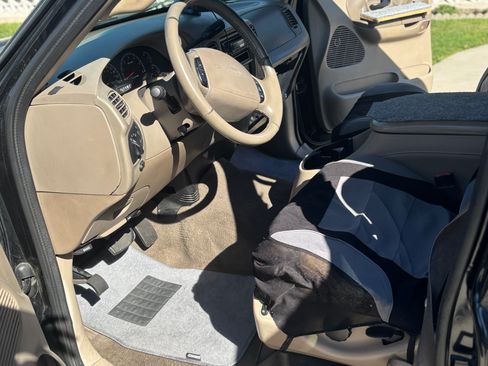 Used 2001 Ford F150 Harley-Davidson image 9