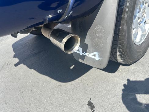 Used 2015 Toyota Tacoma 4x4 Access Cab V6 w/ SR5 Package image 6