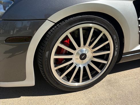 Used 2005 Chrysler Crossfire SRT-6 image 14