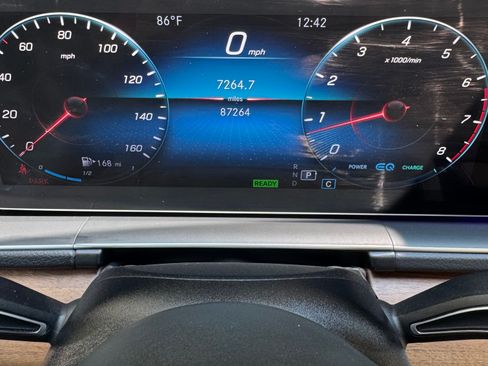 Used 2021 Mercedes-Benz GLS 450 4MATIC image 15