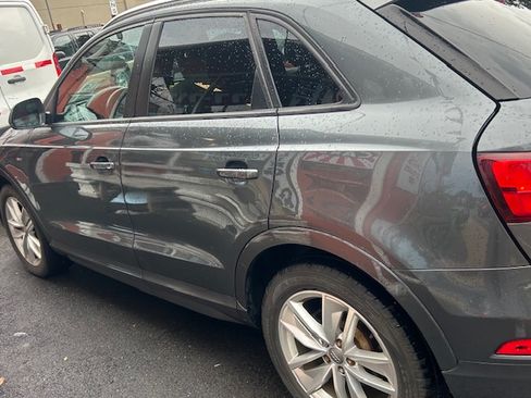 Used 2018 Audi Q3 2.0T Premium AWD/4WD image 9