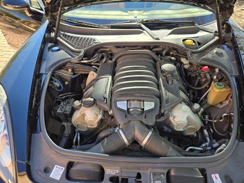 Used 2010 Porsche Panamera 4S image 15