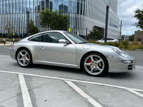 Used 2007 Porsche 911 Carrera S image 2