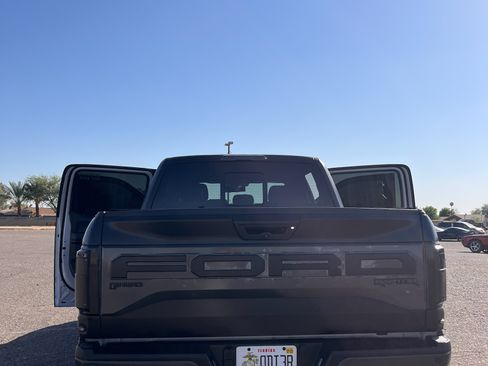 Used 2017 Ford F150 Raptor w/ Equipment Group 802A Luxury image 2