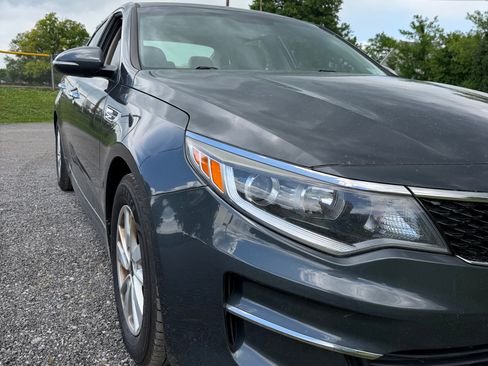 Used 2016 Kia Optima LX w/ LX Convenience Package FWD image 10
