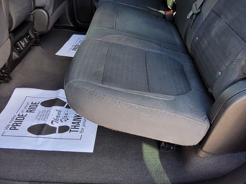 Used 2021 Chevrolet Silverado 2500 LT w/ Convenience Package image 9