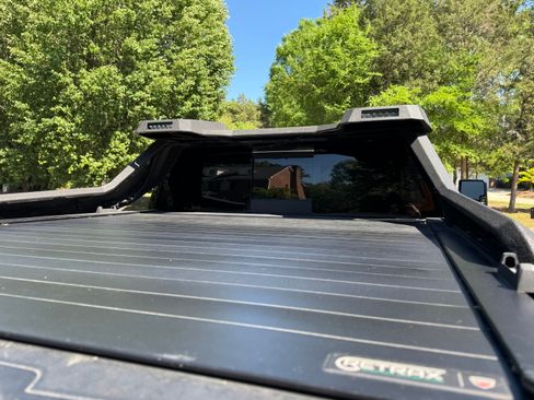 Used 2020 Chevrolet Silverado 1500 LT Trail Boss image 10