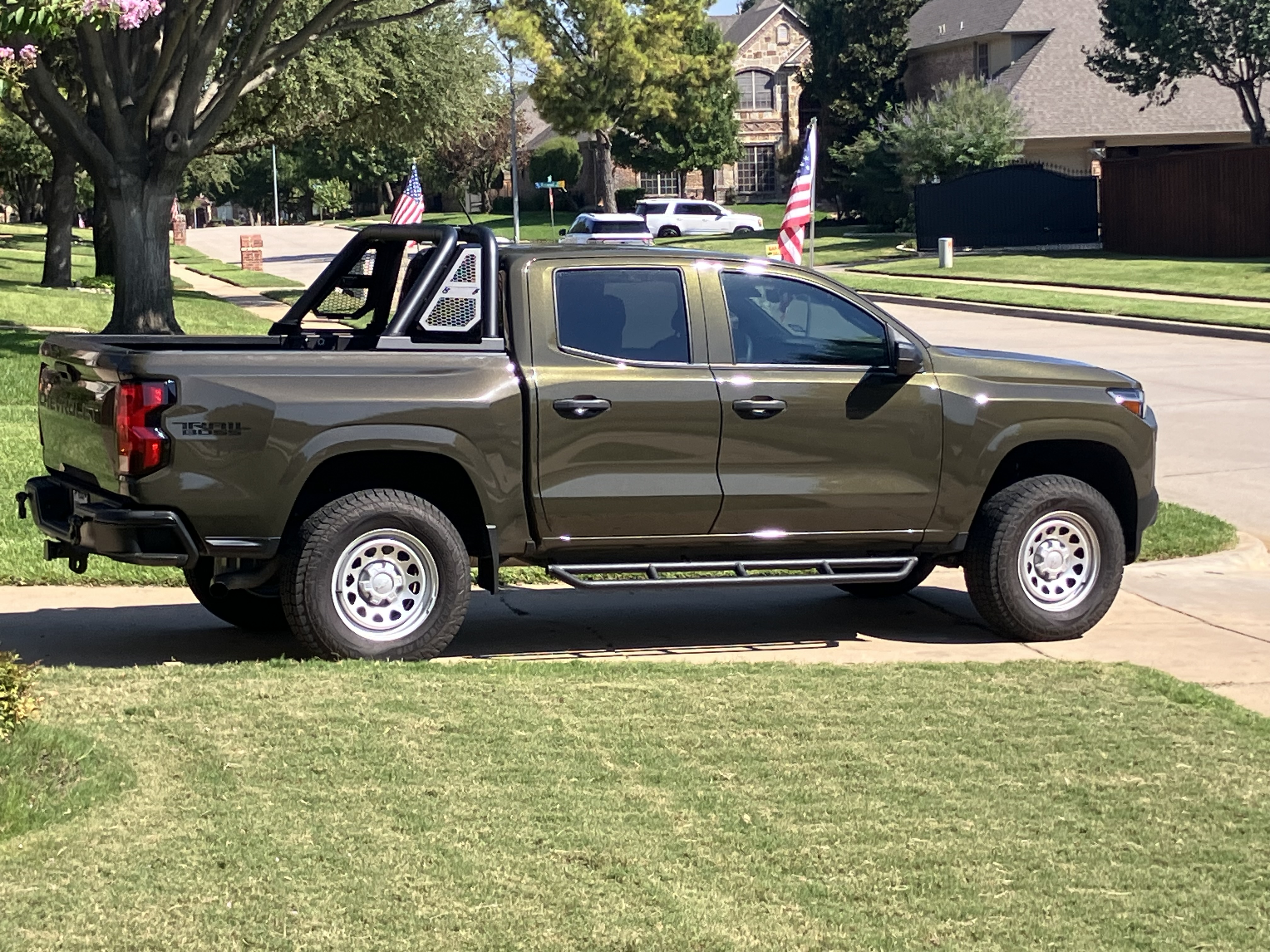 Used 2023 Chevrolet Colorado W/T RWD image 17
