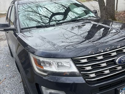 Used 2017 Ford Explorer XLT w/ Equipment Group 202A