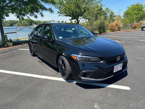 Used 2024 Honda Civic Sport image 5