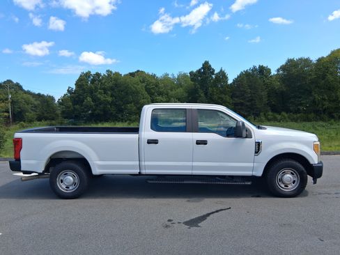 Used 2017 Ford F250 XL RWD image 21