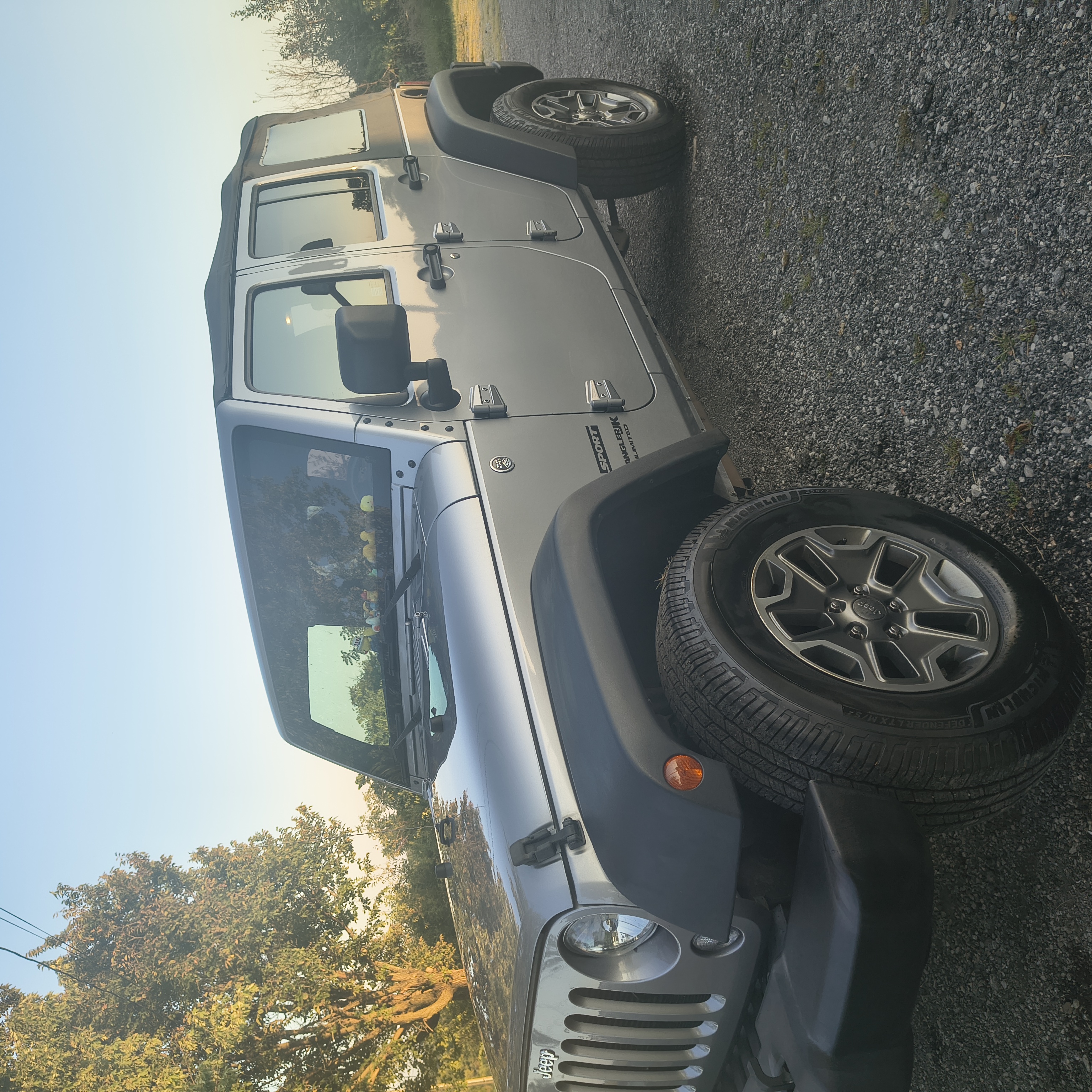 Used 2018 Jeep Wrangler Unlimited Sport S AWD/4WD image 6