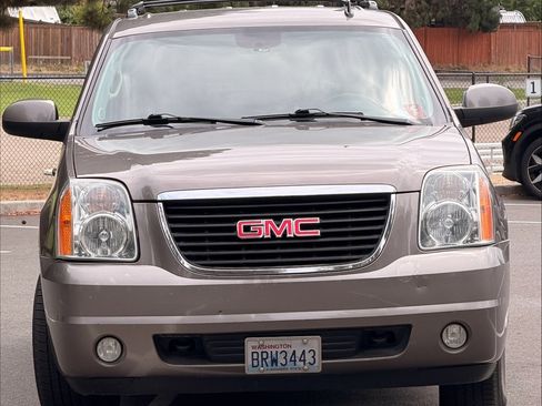 Used 2014 GMC Yukon XL SLT AWD/4WD image 5