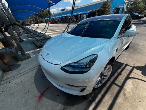 Used 2019 Tesla Model 3 Standard Range Plus RWD image 14