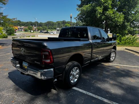 Used 2023 RAM 2500 Big Horn w/ Level B Equipment Group AWD/4WD image 4