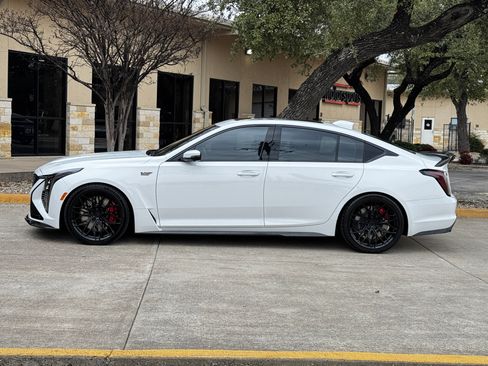 Used 2026 Cadillac CT5 V Blackwing image 4