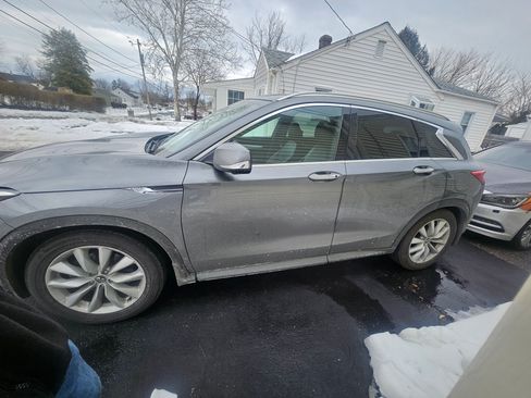Used 2019 INFINITI QX50 Essential w/ Premium Heat Package image 8