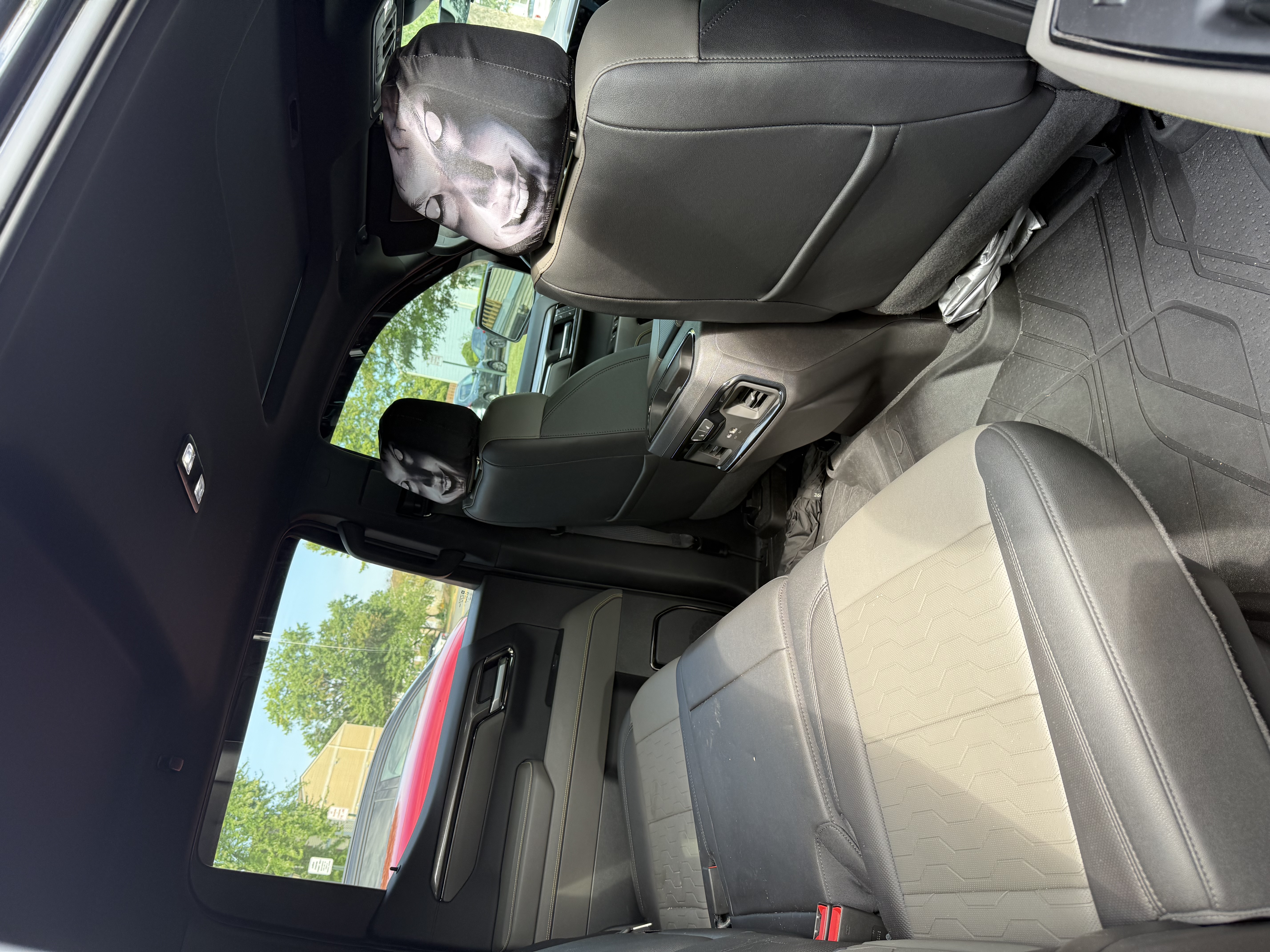 Used 2022 Chevrolet Silverado 1500 ZR2 w/ Technology Package AWD/4WD image 6